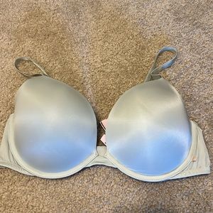Victoria’s Secret Push-Up Bra, Size 38C